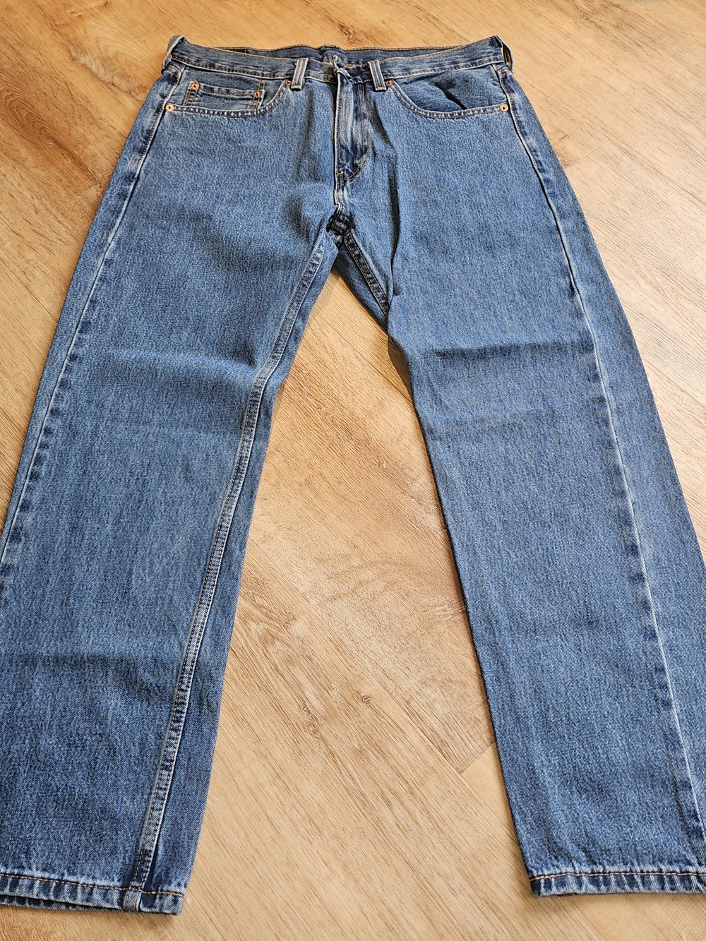 Men's Straight Fit Denim Jeans in Medium Blue